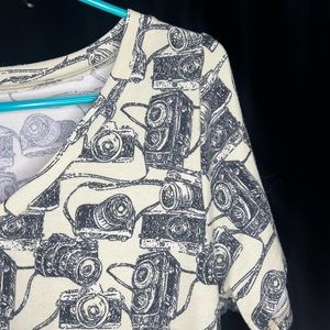 Vintage camera print tee